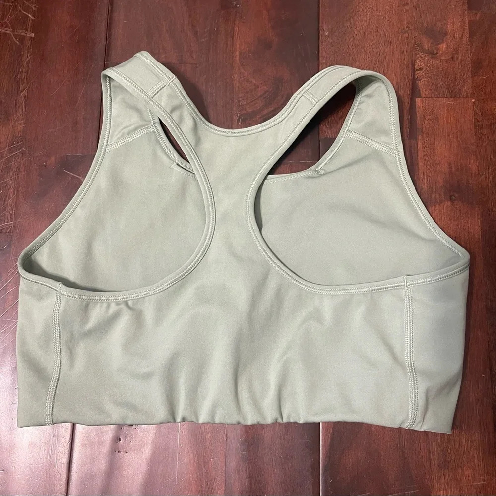 Nike Dri-Fit Sports Bra Women’s Size XL Green No Pads Workout Athletic Wear - Picture 2 of 6